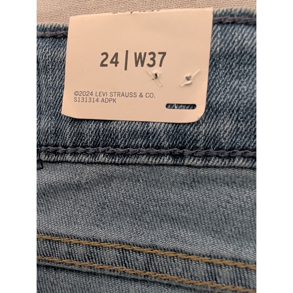 NWT 2 pair Levi Strauss Signature Gold Women's Blue Denim Jean Shorts Size 24 - Picture 15 of 16